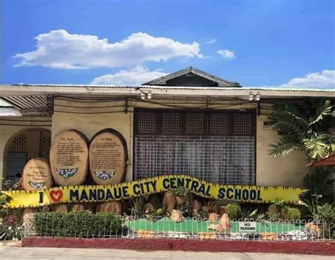 Mandaue City Central School .